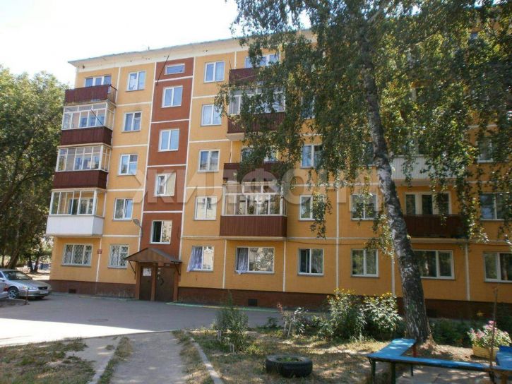 1-комн квартира Есенина улица, д.51/1