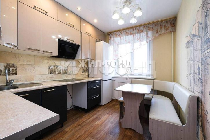 4-комн квартира Новая Заря улица, д.14