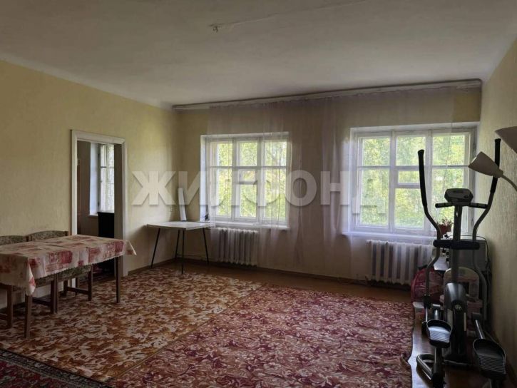 5-комн квартира Тополевая улица, д.19