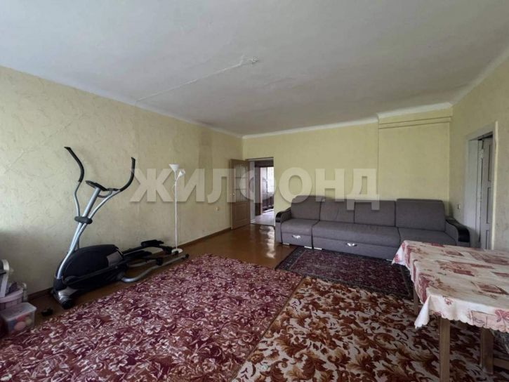 5-комн квартира Тополевая улица, д.19