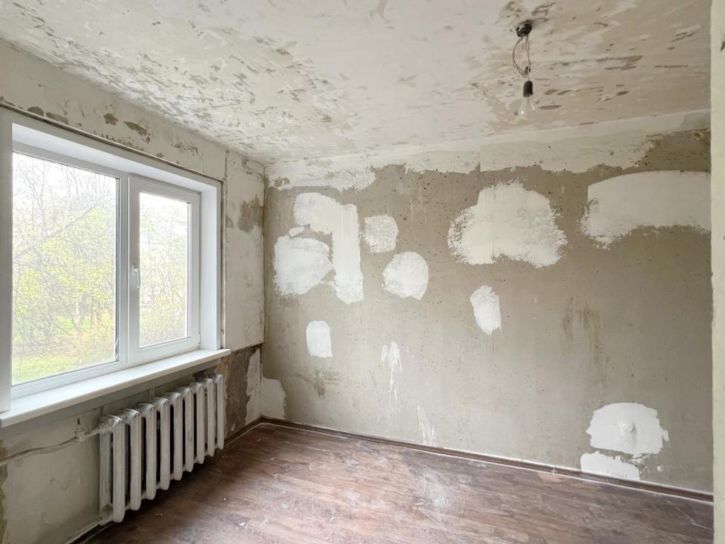2-комн квартира Золотодолинская, 13