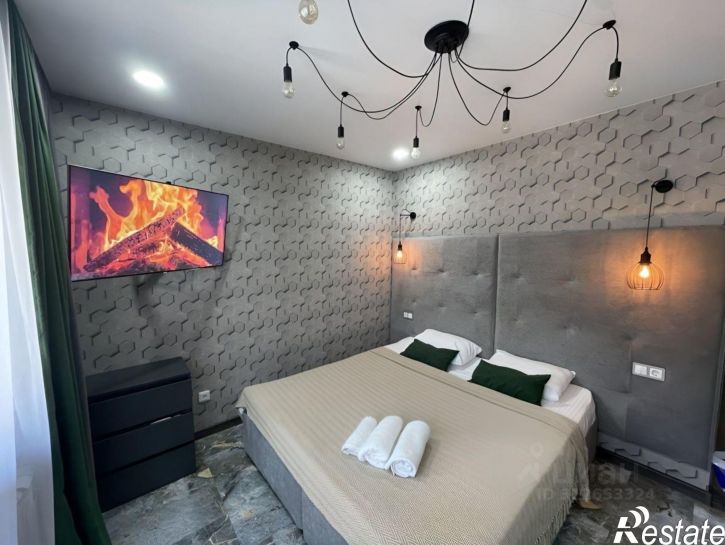 3-комн квартира Большевистская улица, 37,  д. 37