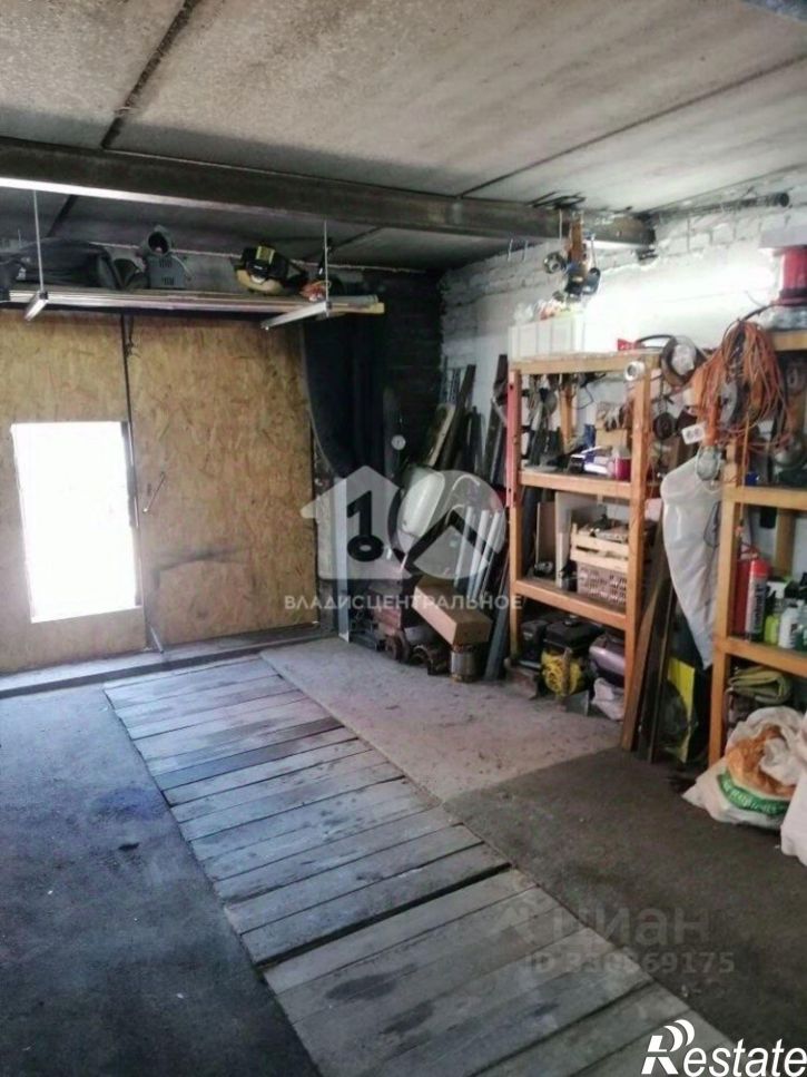 Гараж/парковка улица Курчатова, 32Е,  д. 32Е