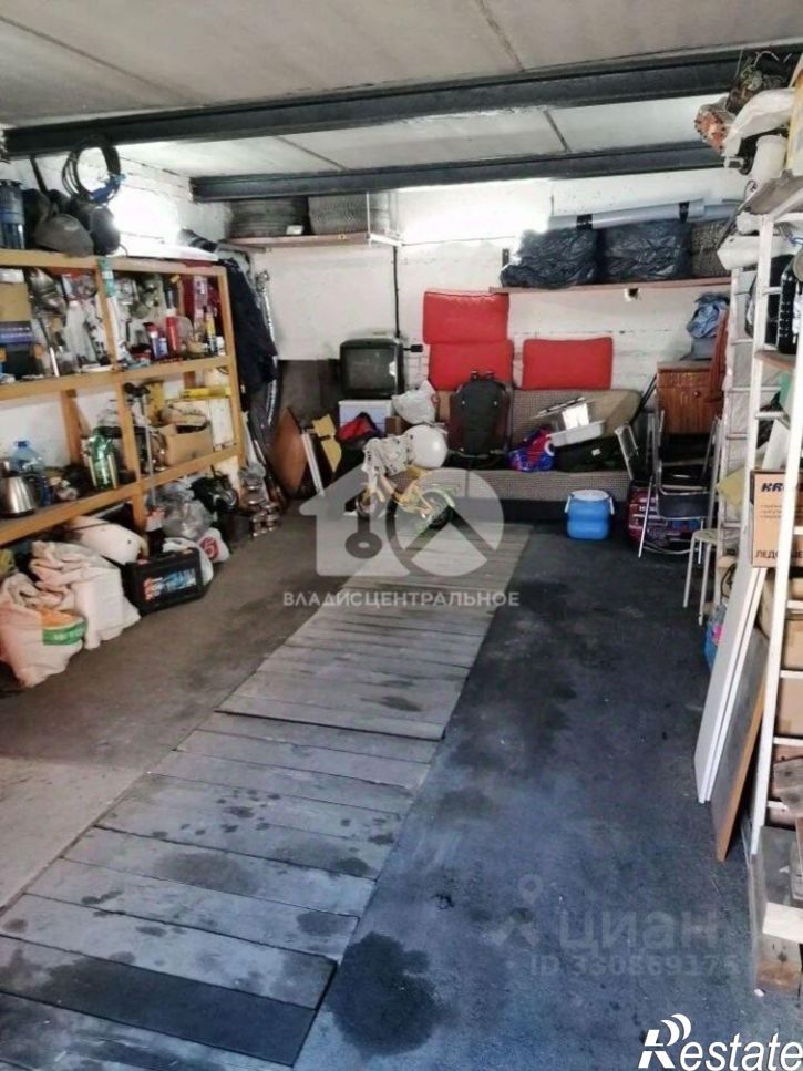 Гараж/парковка улица Курчатова, 32Е,  д. 32Е