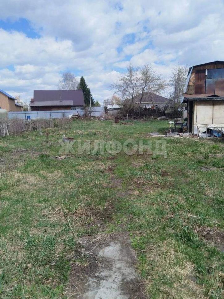 Коттедж/дом Радуга территория снт