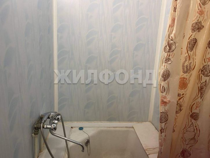 Комната Объединения улица, д.39/1