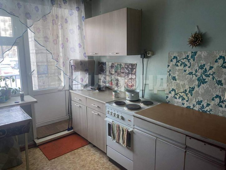 Комната Объединения улица, д.39/1