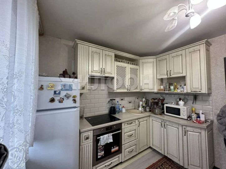 2-комн квартира Петухова улица, д.156