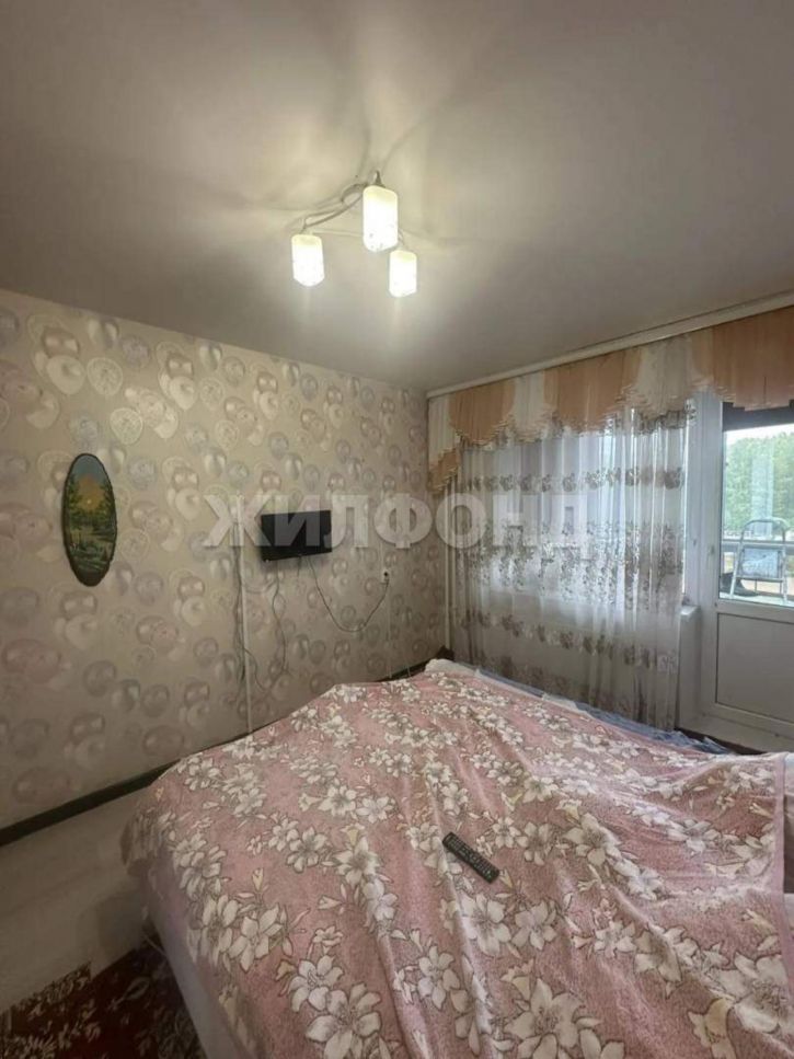 2-комн квартира Петухова улица, д.156