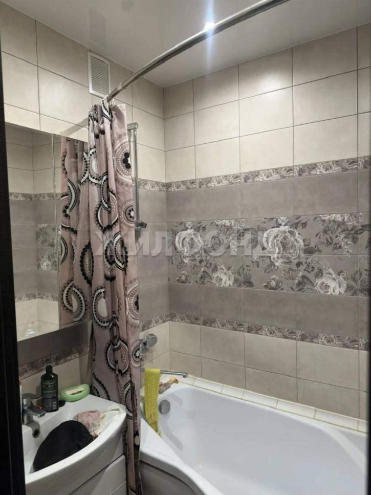 2-комн квартира Петухова улица, д.156