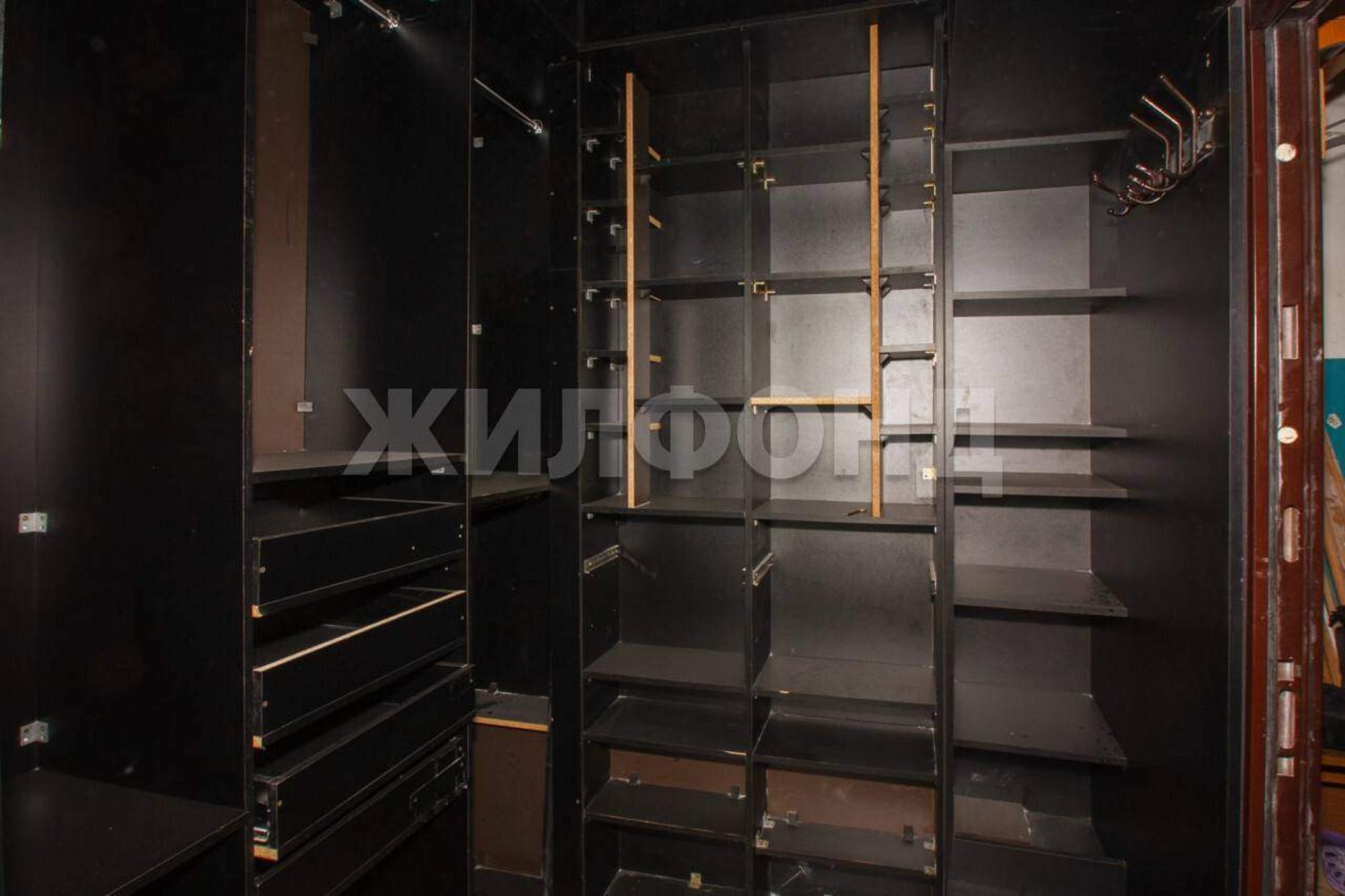 Купить комнату за 2 650 000 рублей на Гоголя улица, д.225