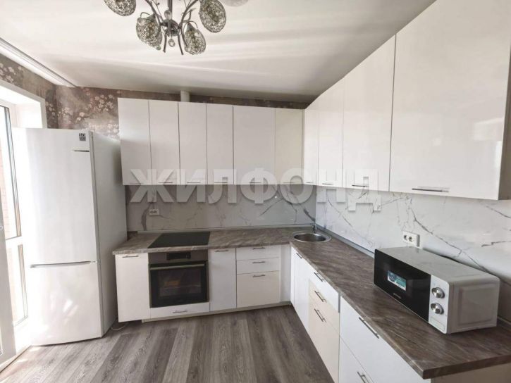 2-комн квартира Кирова улица, д.242