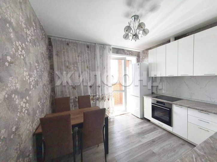 2-комн квартира Кирова улица, д.242