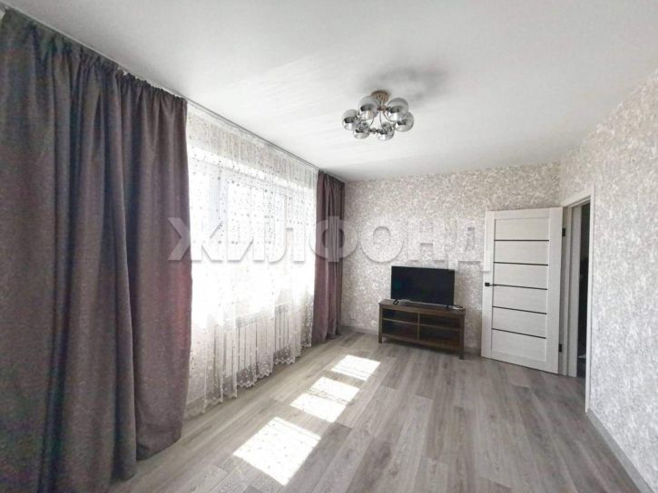 2-комн квартира Кирова улица, д.242