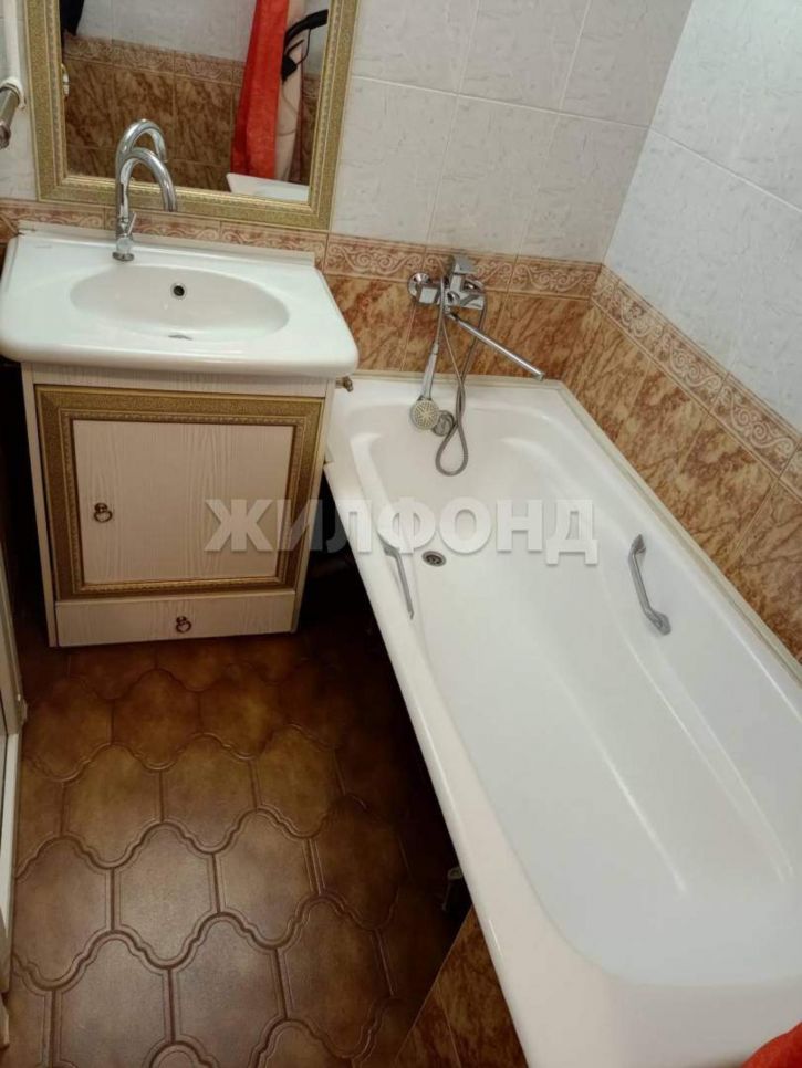 3-комн квартира Стофато улица, д.10