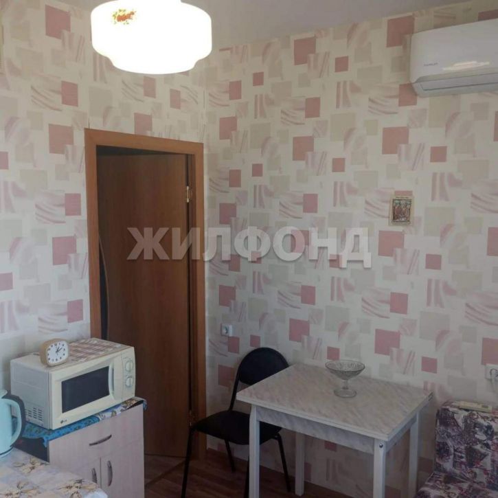 1-комн квартира Титова улица, д.272