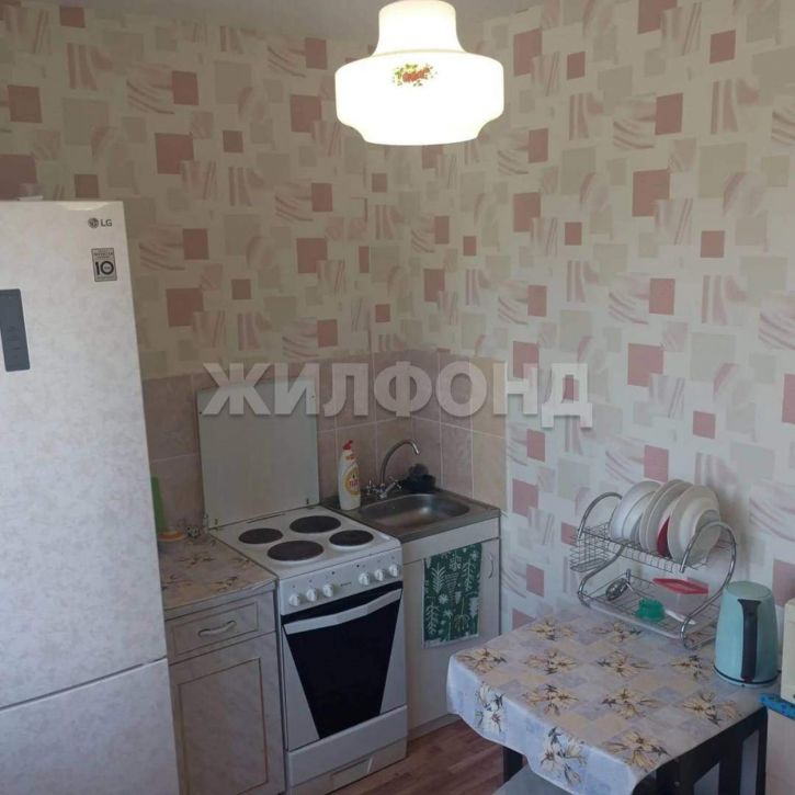 1-комн квартира Титова улица, д.272