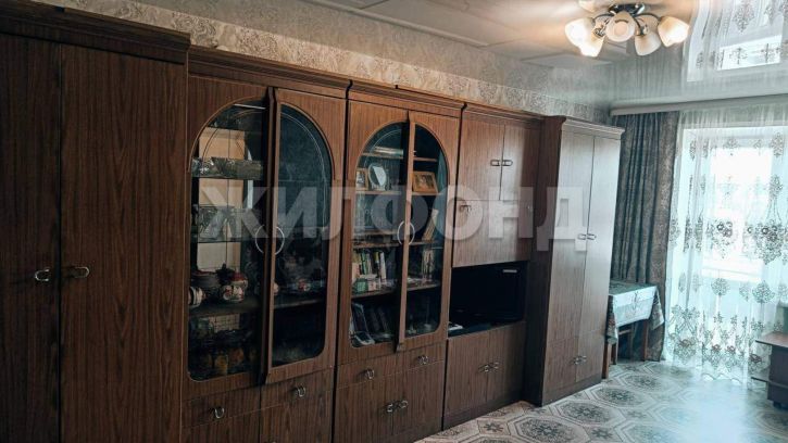 1-комн квартира Объединения улица, д.44
