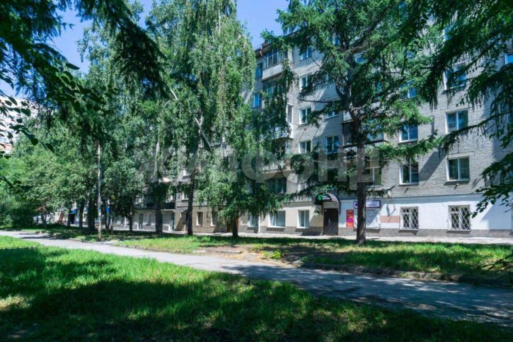 3-комн квартира Зыряновская улица, д.119