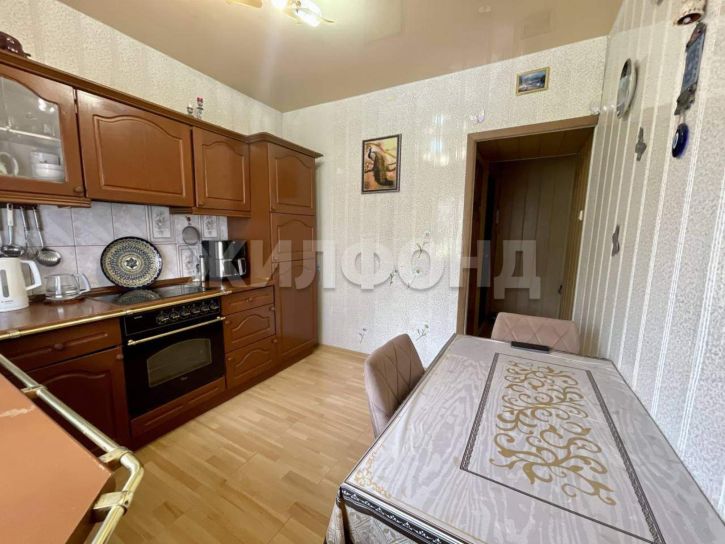 3-комн квартира Кочубея улица, д.9