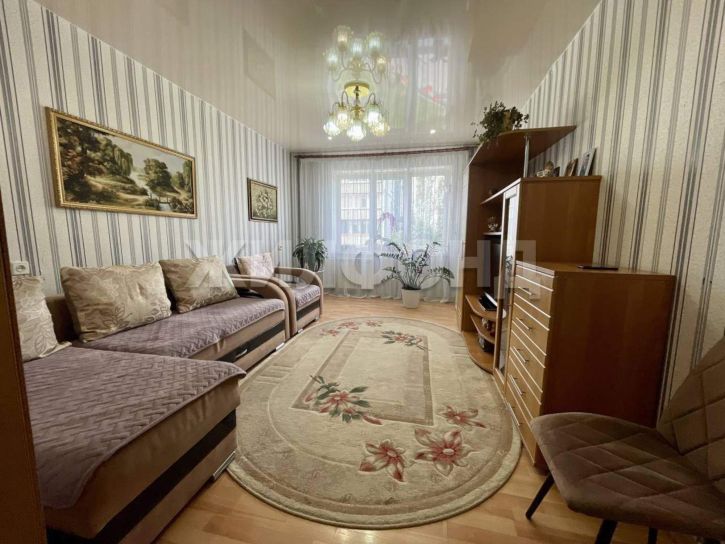 3-комн квартира Кочубея улица, д.9