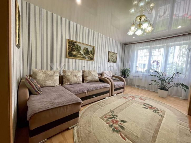 3-комн квартира Кочубея улица, д.9