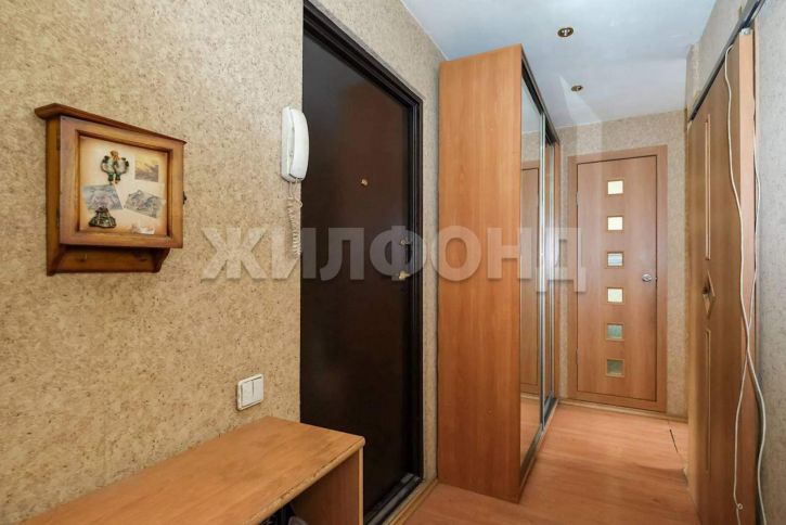 2-комн квартира Челюскинцев улица, д.15
