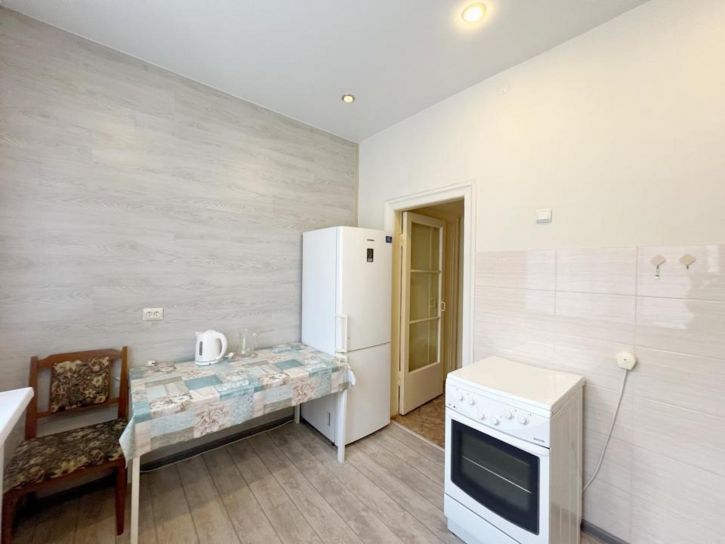 3-комн квартира Правды, 9