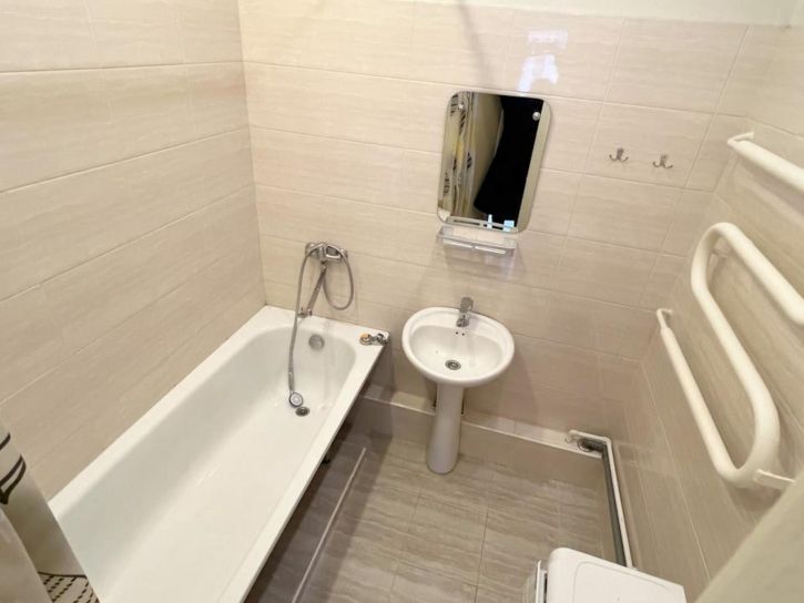 3-комн квартира Правды, 9