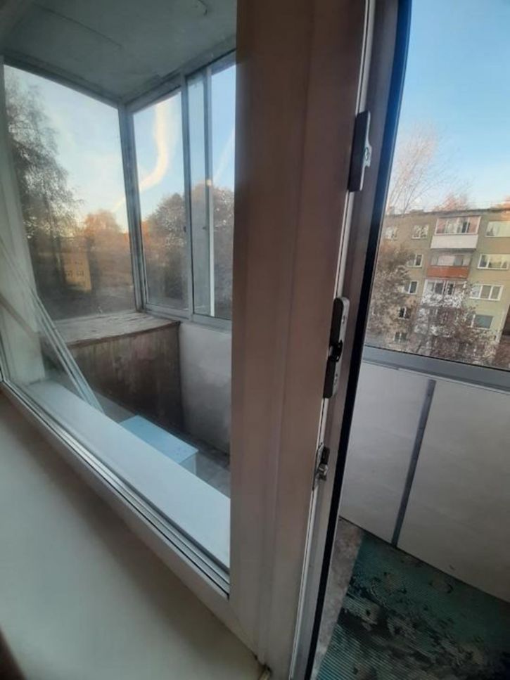 2-комн квартира Барьерная, 15