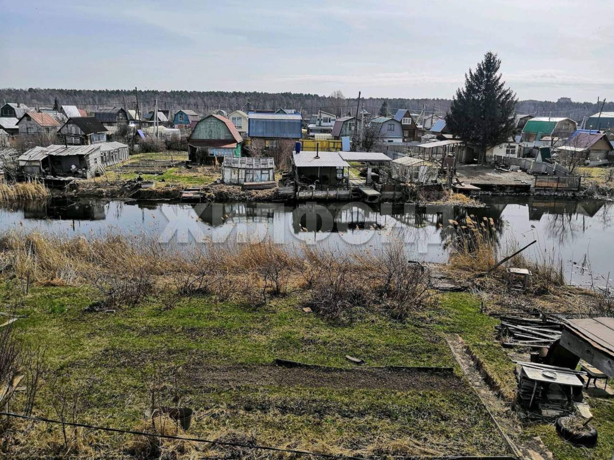 Купить дачу, дом, коттедж за 1 800 000 рублей на Маяк территория снт, д.106