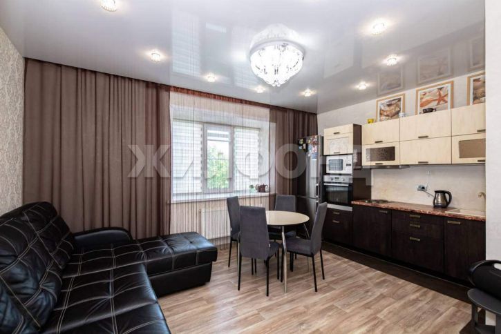 3-комн квартира Зорге улица, д.283