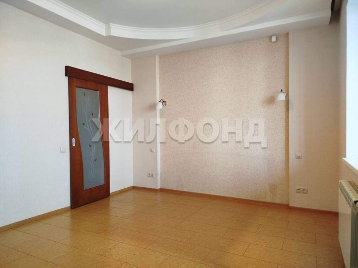 4-комн квартира Софийская улица, д.1/1