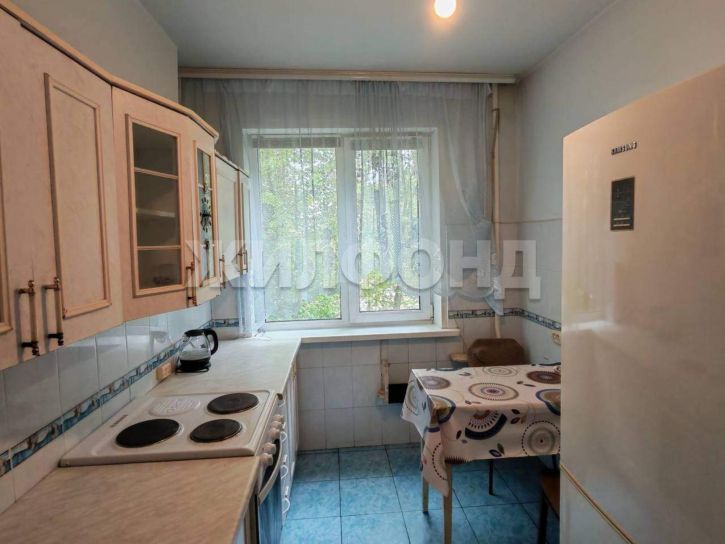 2-комн квартира Петухова улица, д.74