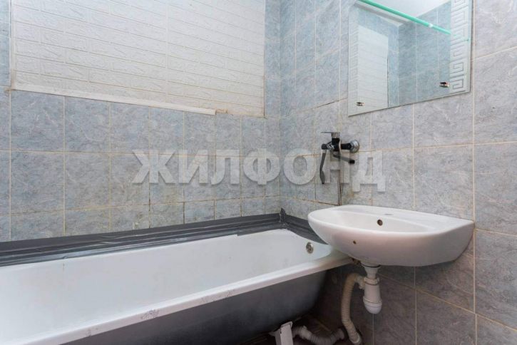 2-комн квартира Петухова улица, д.95