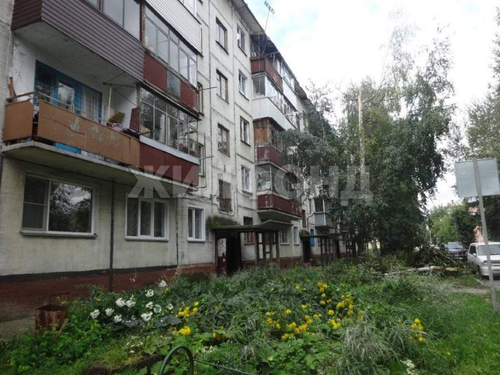 2-комн квартира Барьерная улица, д.11