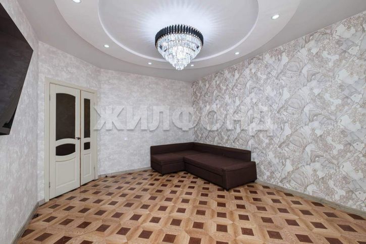 3-комн квартира В.Высоцкого улица, д.45