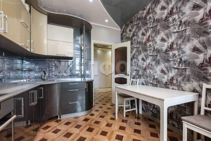3-комн квартира В.Высоцкого улица, д.45