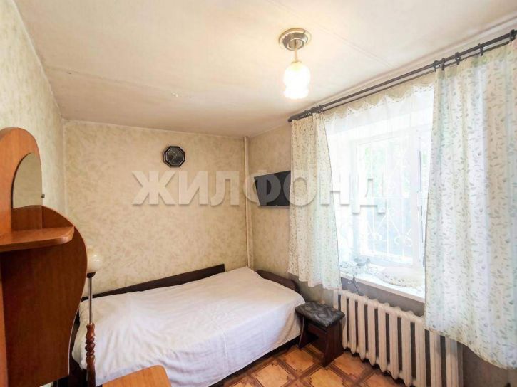 3-комн квартира Коммунстроевская улица, д.200