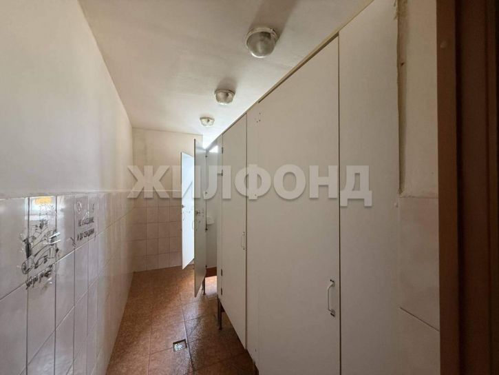Комната Титова улица, д.25