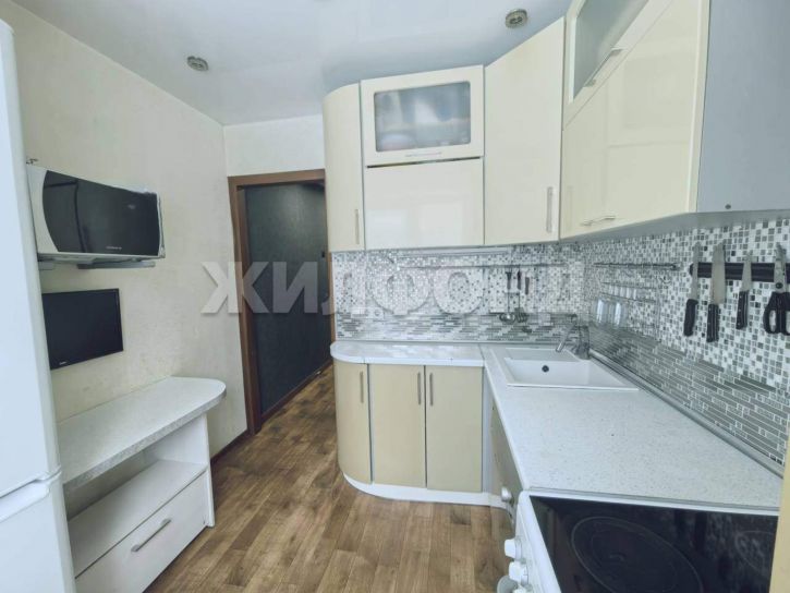 3-комн квартира Есенина улица, д.39/1