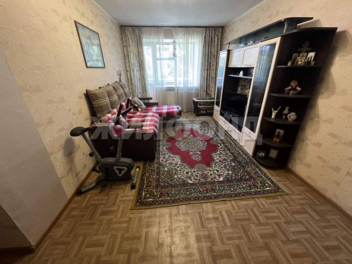 3-комн квартира Зорге улица, д.45