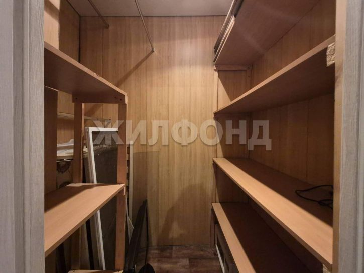 2-комн квартира Сибиряков-Гвардейцев улица, д.11