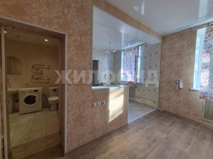 2-комн квартира Сибиряков-Гвардейцев улица, д.11