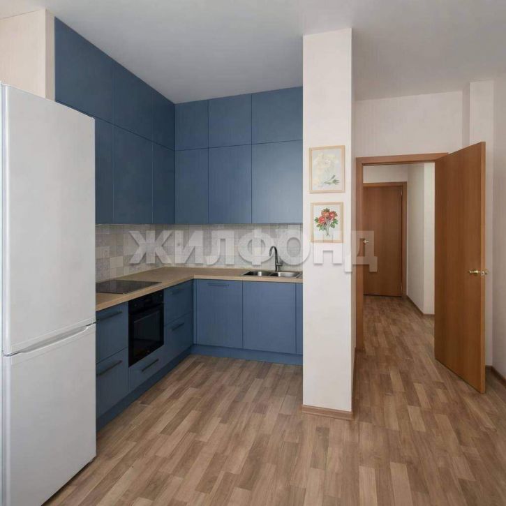 2-комн квартира Дмитрия Шмонина улица, д.10