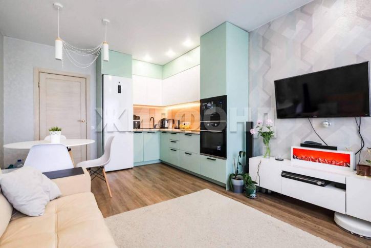 3-комн квартира Красный проспект, д.305