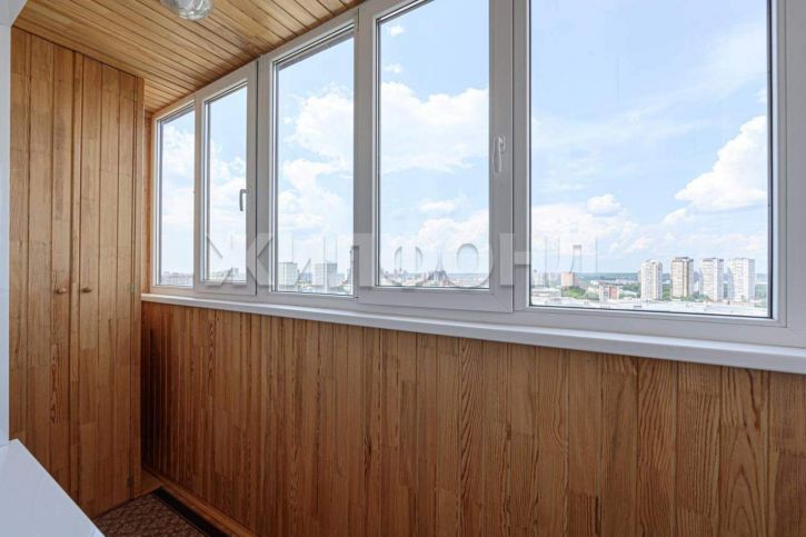 3-комн квартира Ипподромская улица, д.75