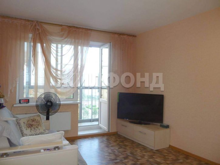 2-комн квартира Петухова улица, д.156