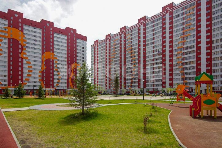 2-комн квартира Дмитрия Шмонина улица, д.10