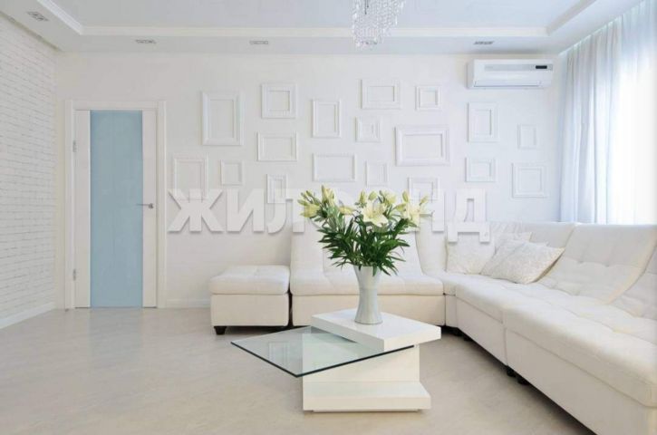 3-комн квартира Сухарная улица, д.101